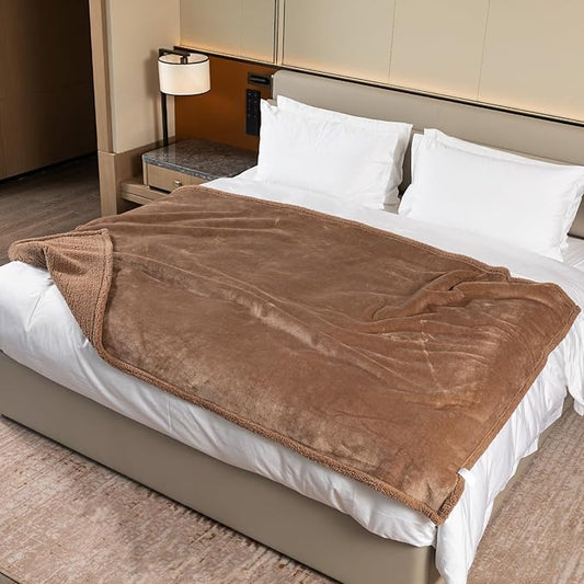 Brown Blanket for Dogs Waterproof Pet Blankets Reversible Dog Bed Cover Puppy Jacquard Cat Blankets Leakproof Sofa Couch Cover Mats for Warm Washable-Camel,XL