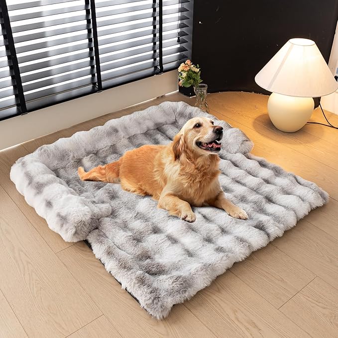 LiveGo Fuzzy Calming Dog Sofa Bed Mat, Washable Plush Couch Cover for Pets, Furniture Protector with Anti-Slip Bottom (Light Gray, 29.5"*29.5")