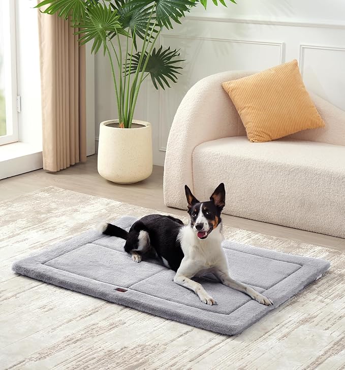 MADE 4 PETS Dog Crate Pad Bed for Large Dogs, Washable & Reversible, Anti-Slip Kennel Mat for Cozy Sleeping, Soft Fluffy Dog Bed for Indoor & Outdoor Use, 44"x32", Gray