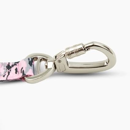DF Co. Close Control Short Trainer Dog Leash | Strain Free & Shock Resistant, Durable Material, 65cm in Length, Heavy Duty Clips & D-Ring (Pink Camo, Regular)