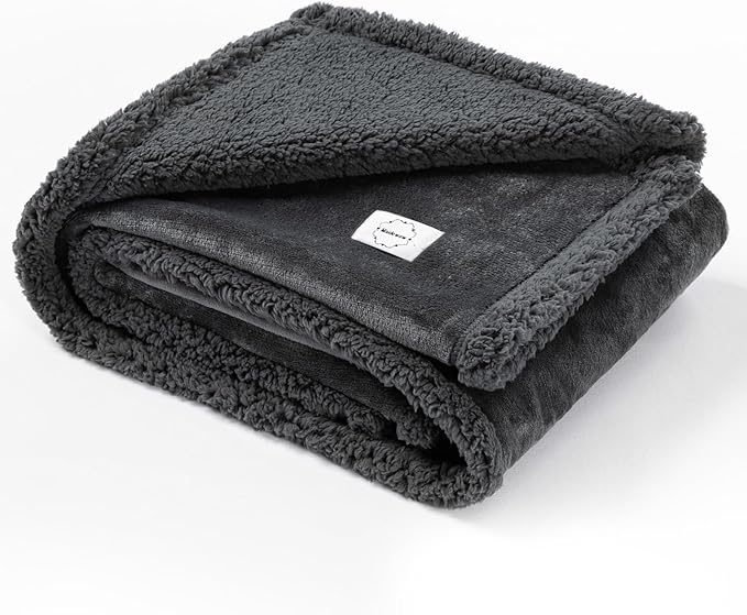 Waterproof Dog Calming Blanket for Big Puppy Reversible Fluffy Pet Blankets for Couch Cover Sofa Blankets Leakproof Cat Blankets for Warm Washable Grey Mat-XL-85x57in