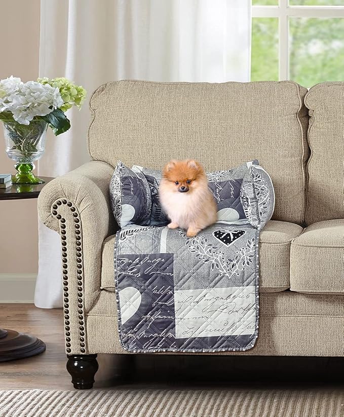 Brilliant Sunshine Quilted Calming Dog Bed Mat, Removable Washable Cover, Cushion Protector and Couch Covers for Dogs, Pets, Cats, Small, Grey Heart Love Patchwork