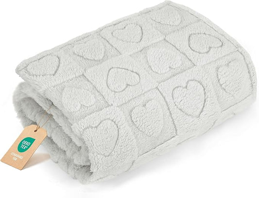 gogobunny Calming Plush Dog Cat Blanket 300GSM Coral Fleece, Ultra-Soft Machine Washable Pet Bedding for Small Medium Dogs Cats Puppies Kittens (Silver, 50x60)