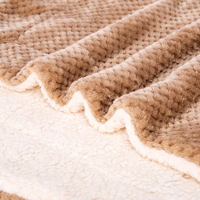 DW-Mocha Fuzzy Dog, Cat & Pet Blanket - Warm & Soft Plush Fleece Receiving Blanket for Dog Bed, Cat Bed, Couch, Sofa, Travel & Outdoor, Camping (24" x 32")