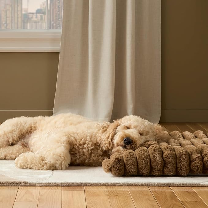 TOWN & COUNTRY LUXE CuddleTown Ribbed Bubble Stripe Pillow Crate Mat Pet Bed, Machine Washable Cover, Soft & Calming, Non-Slip Bottom, Brown, Extra Small 23"x17"x3"