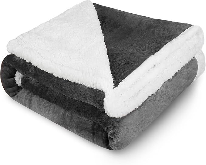 Kritter Planet Dog Blankets for Large Dogs Grey, Soft Fluffy Fleece Pet Blankets for Couch, Sofa, Dog Beds, Car Seats, Creat, Washable, 50x60 inches