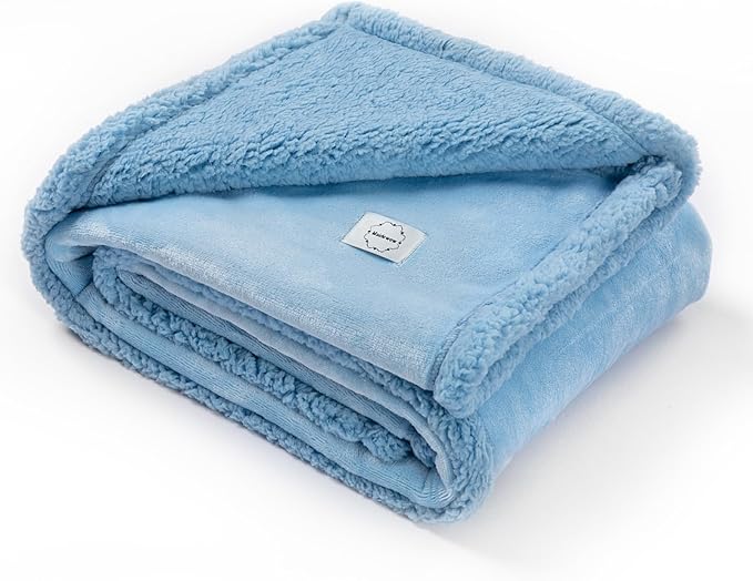 Waterproof Dog Blanket for Pets Reversible Jacquard Pet Throw Blankets for Bed Cover Blue Puppy Blankets Leakproof Sofa Couch Washable Cover Cat Pet Blanket for Warm-Lake Blue,M-57x40in