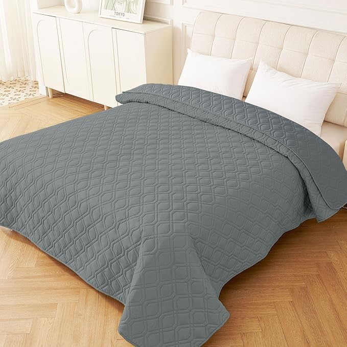 hyha Waterproof Dog Bed Blanket, Soft Pet Blankets, Waterproof Couch Cover for Dogs, Reversible Sofa Covers Washable for Furniture (82x102 Inch, Dark Grey/Dark Grey)