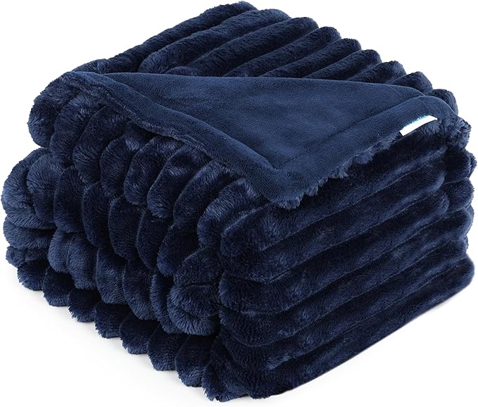 Waterproof Dog Blanket, Soft Fleece Blanket for Couch Protector, Reversible Pet Blankets Furniture Protector Cover for Small Medium Large Dogs Cats (Navy, 25"x35")