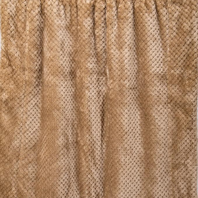 DG-Mocha Fuzzy Dog, Cat & Pet Blanket - Warm & Soft Plush Fleece Receiving Blanket for Dog Bed, Cat Bed, Couch, Sofa, Travel & Outdoor, Camping (24" x 32")