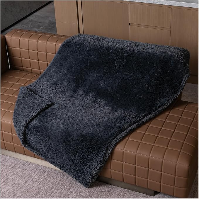 Waterproof Gray Pet Blanket for Dogs Fluffy Long Faux Fur Pets Throw Blankets for Large Dog Cat Puppy Couch Cover Love Bed Protector Mat Washable(Grey,L-65X57in)