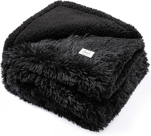 Black Calming Dog Blankets Waterproof Pet Blanket for Dogs Puppy Cats Fluffy Long Faux Fur Throw Blankets for Couch Protector Love Bed Cover Washable(Black,S)