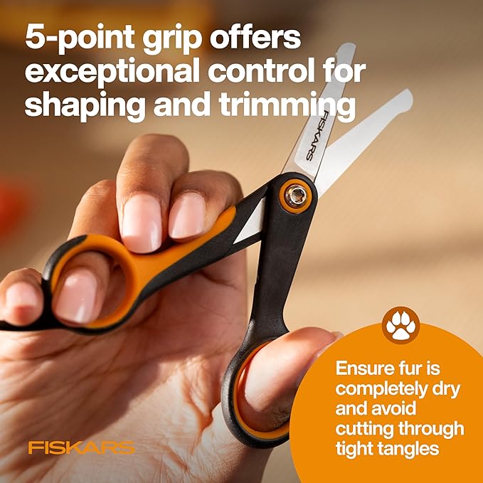 Fiskars Pet Detailing Scissors, Dog & Cat Grooming Scissors, Rounded Tips & SoftGrip Handle for Delicate Areas, 5.5”, Orange/Black