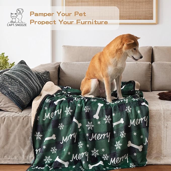 Waterproof Dog Blankets Pet Blanket 60"x80", Soft Fluffy Sofa Car Bed Protector, Reversible Sherpa Fleece Dog Blanket for Large Dogs Christmas Decor (Christmas Green)