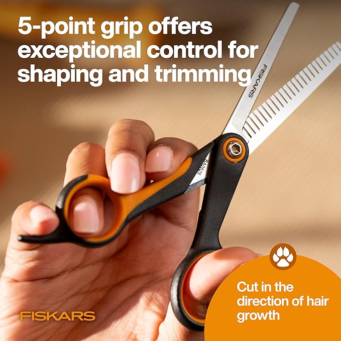 Fiskars Pet Blending Scissors, Dog and Cat Grooming Scissors, Serrated Teeth for Thinning & SoftGrip Handle, 6.5”, Orange/Black