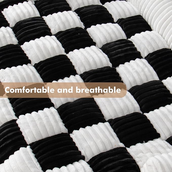 LiveGo Fuzzy Pet Couch Covers for Sofa, Dog Couch Cover Fuzzy Sofa Cover Cream Square Plaid Dog Bed Plush Dog Mat for Furniture Protector for Large Medium Dogs and Cats (Black, 29.5"*29.5")