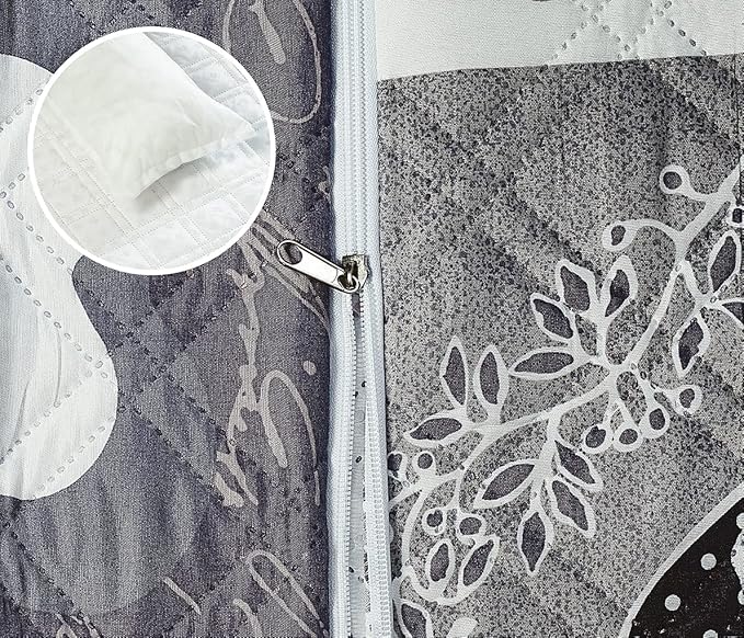 Brilliant Sunshine Quilted Calming Dog Bed Mat, Removable Washable Cover, Cushion Protector and Couch Covers for Dogs, Pets, Cats, Extra Large, Grey Heart Love Patchwork