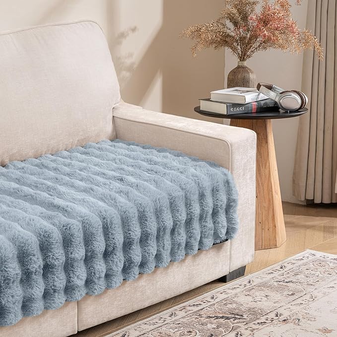 Dogs/Cats Bed Mats, Dog Pad Washable Removable Couch Cover with Anti-Slip Back, Plush Long Fur Mat, Perfect for Small, Medium and Large Dogs.(Light Gray-Bubble, 30"x90")