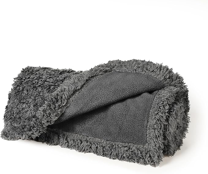 Kritter Planet Waterproof Blanket for Dogs, Pee Proof Sherpa Fleece Reversible Cover for Couch or Bed, Liquid Proof Furniture Protector for Small Medium Size Animals