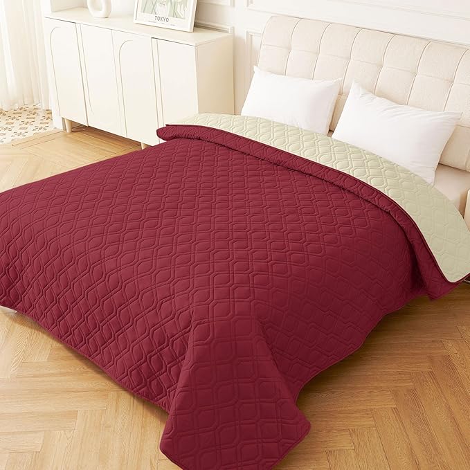 hyha Waterproof Dog Bed Blanket, Soft Pet Blankets, Waterproof Couch Cover for Dogs, Reversible Sofa Covers Washable for Furniture (68x82 Inch, Wine Red/Beige)